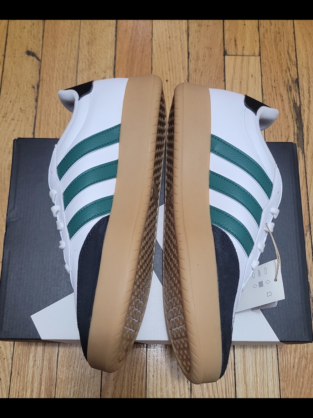 Adidas Men’s White & Green Classic Leather Sneakers - Picture 5 of 8
